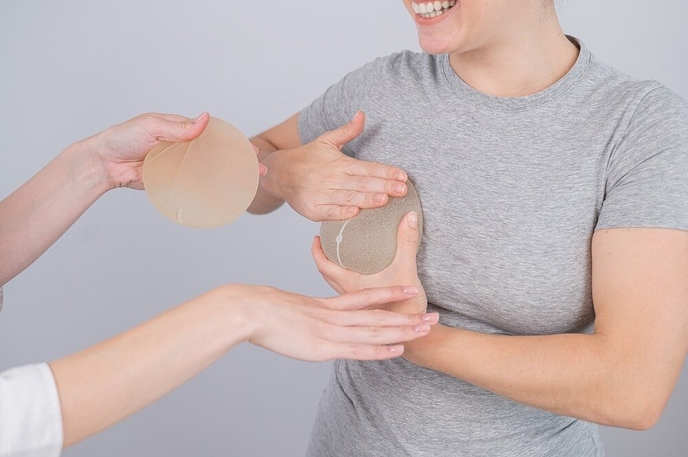 Fat Transfer vs. Implants: Which Is Best for Breast Augmentation?