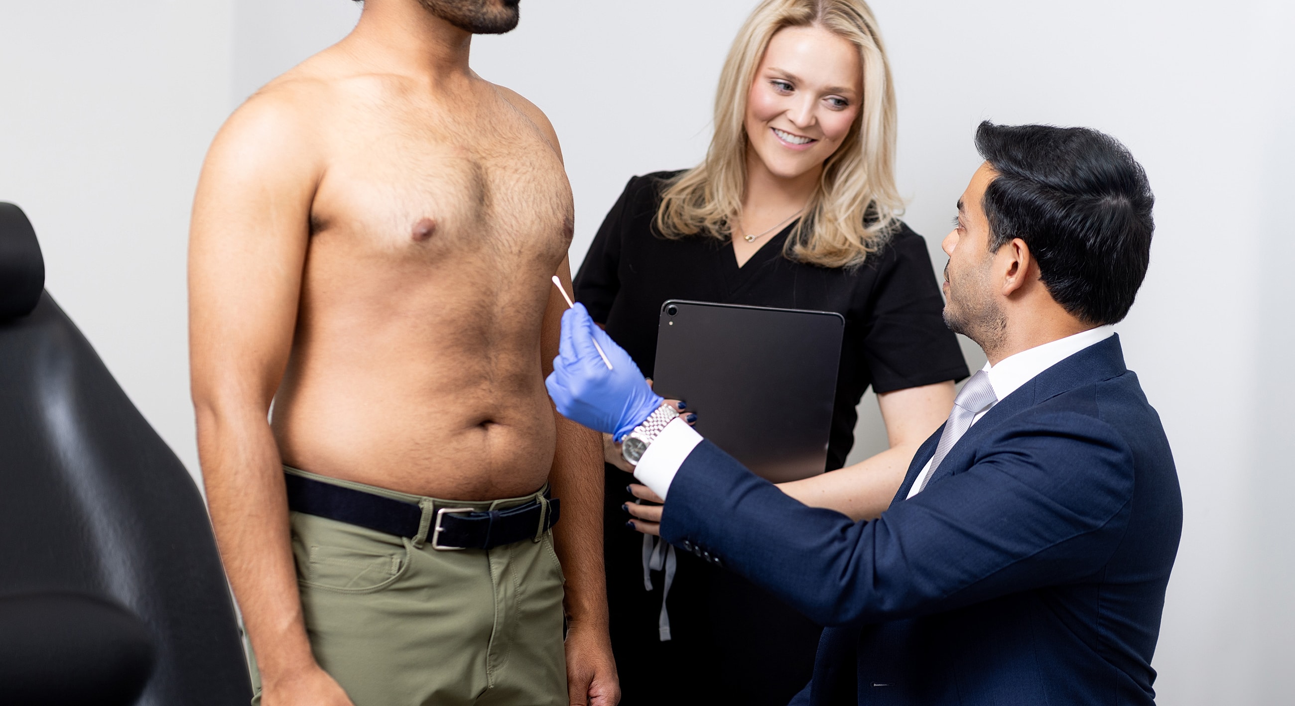 Medical consultation in a healthcare setting.