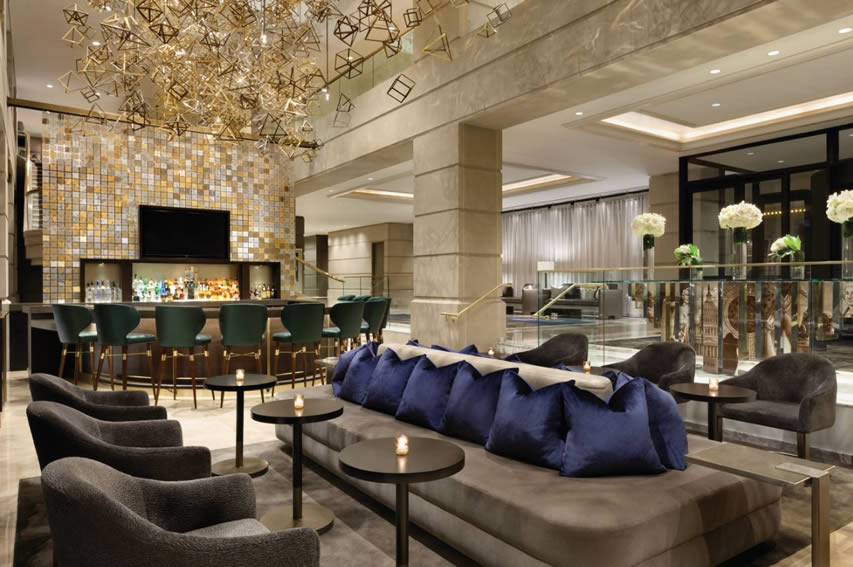 Fairmont-Lobby-Bar