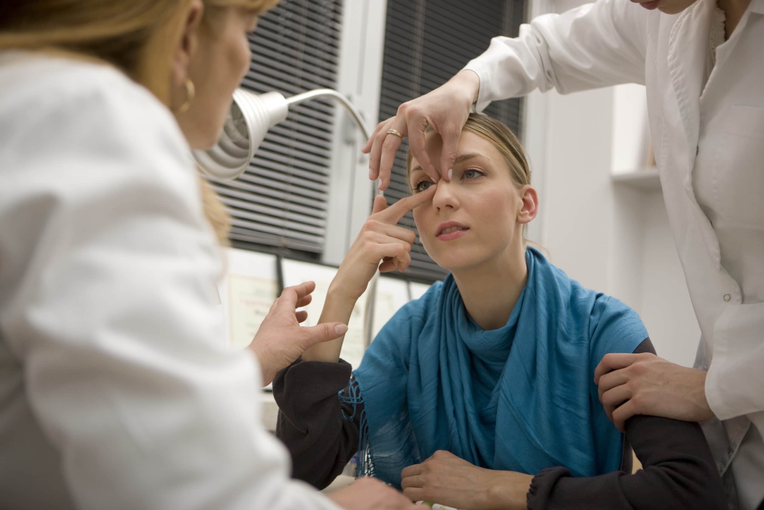 "Nose exam, female patient, Canon 1Ds mark III"